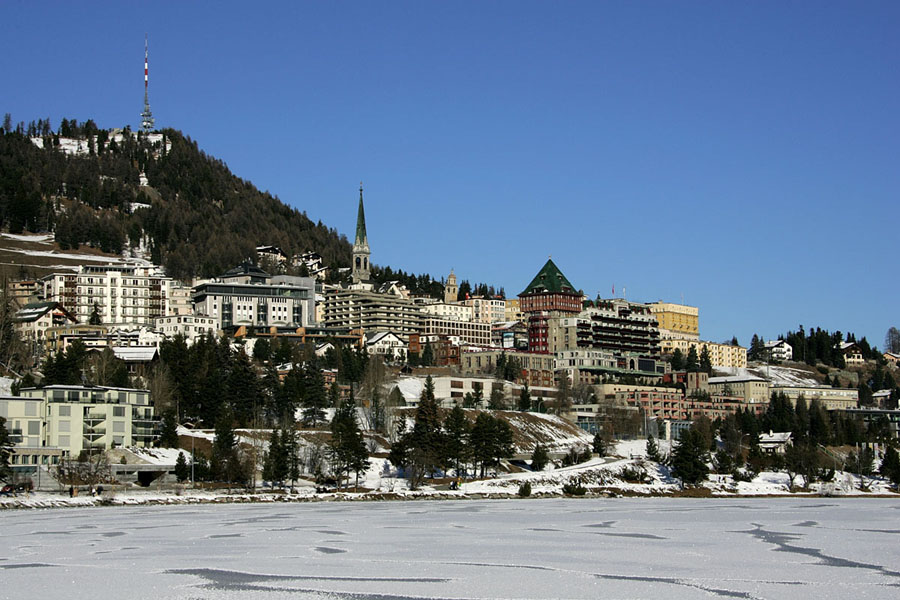imagen 3 de St. Moritz cumple 150 años de lujo blanco.