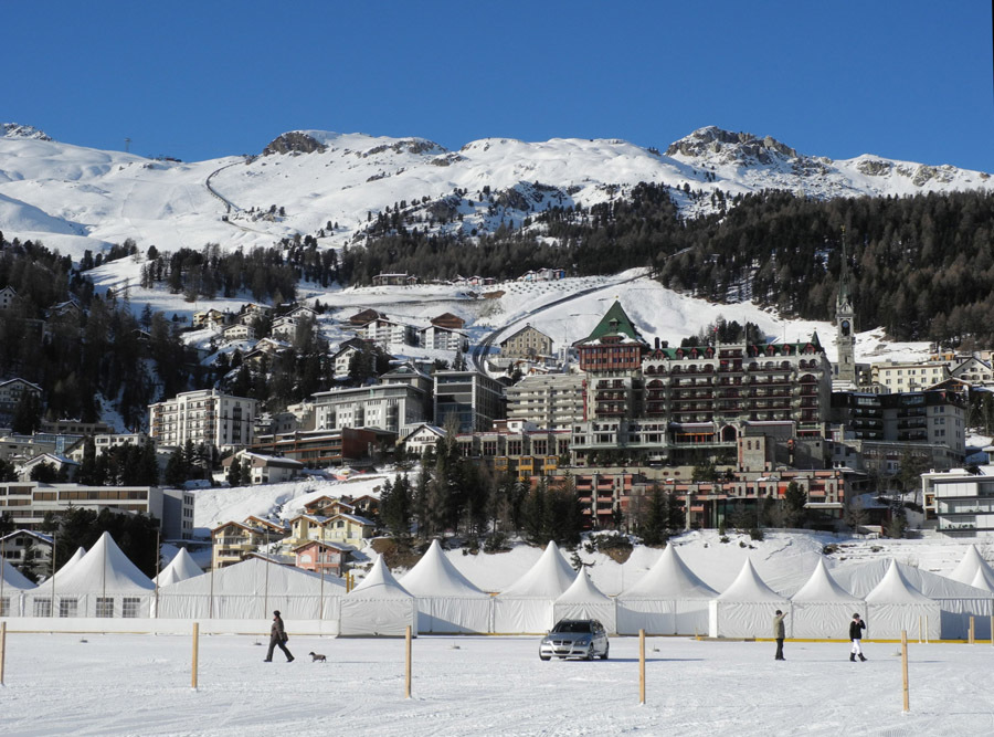 imagen 10 de St. Moritz cumple 150 años de lujo blanco.