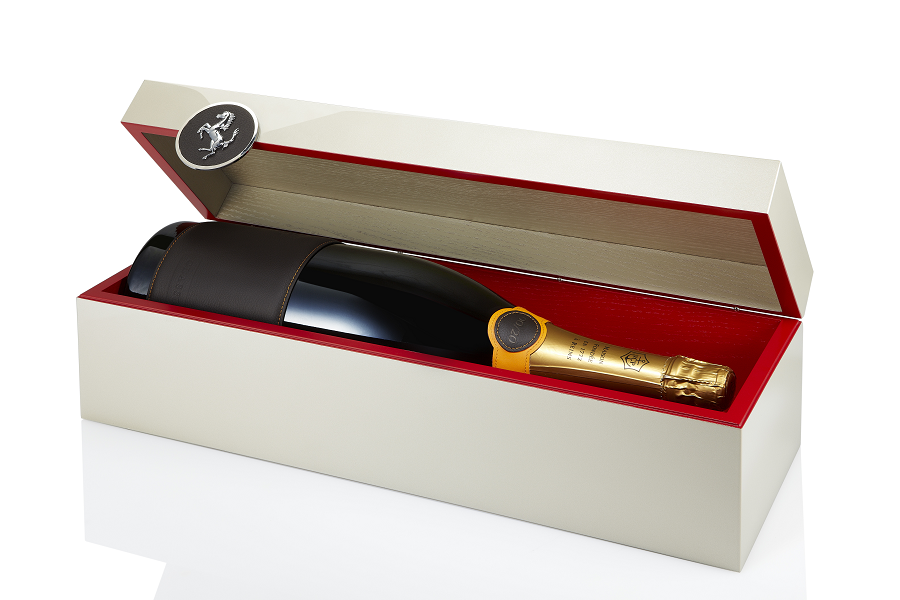 imagen 9 de Veuve Clicquot y Ferrari: El lujo en 20 cajas.