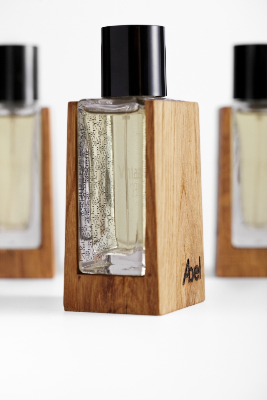 imagen 3 de Abel Organics, el perfume vintage de Frances Shoemack.