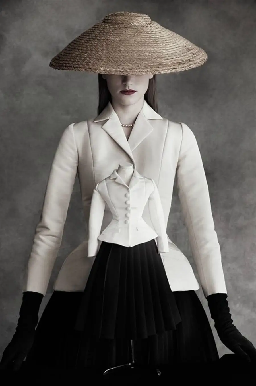 imagen 8 de Patrick Demarchelier y el alma de Christian Dior.