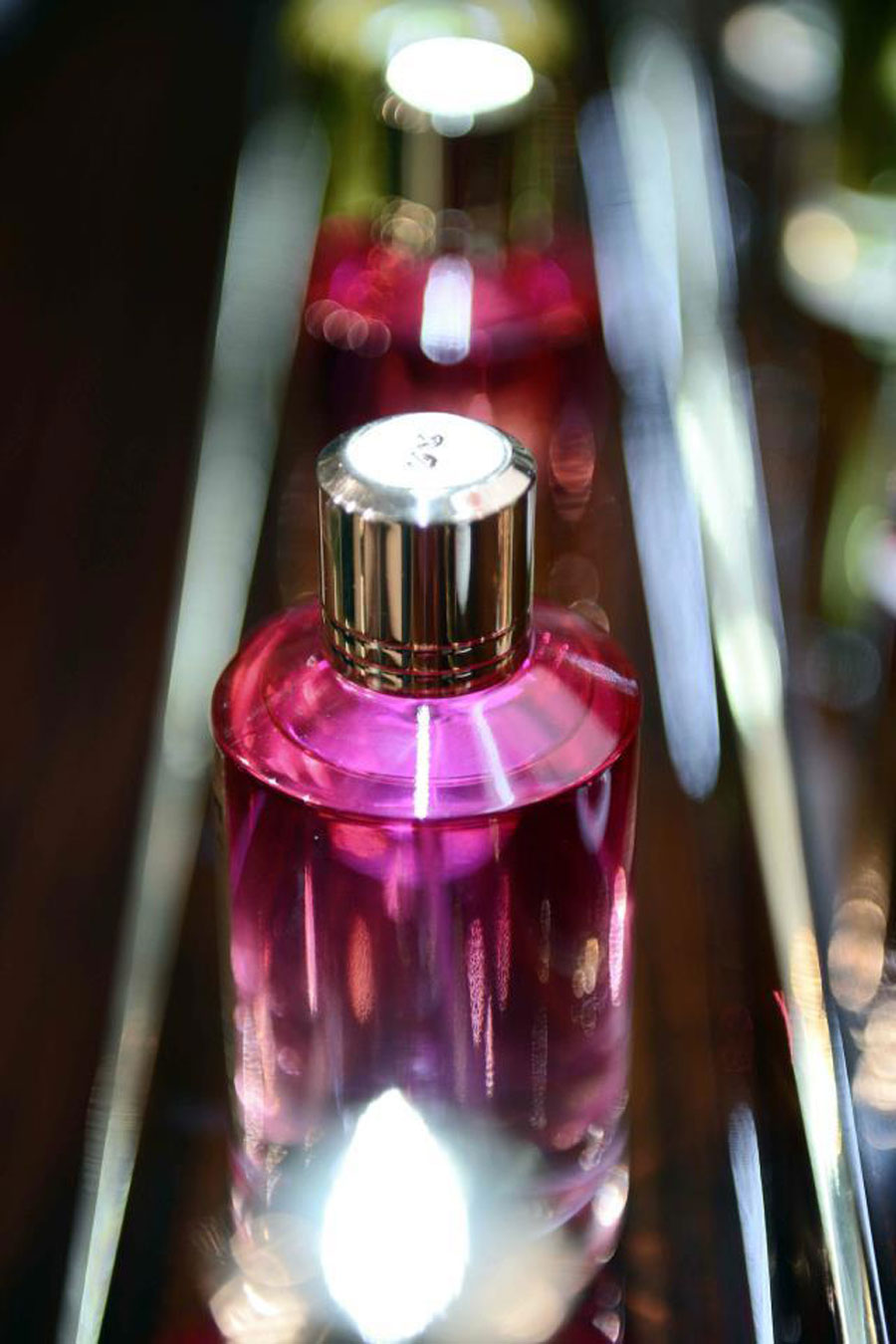 imagen 1 de Mancera, perfumes intensos en frascos art decó.