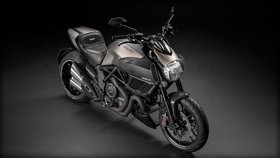 imagen 1 de Ducati Diavel, la moto de titanio.