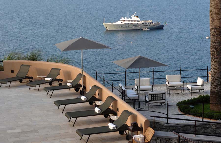 imagen 3 de Villa Marina Capri, descanso frente al Mediterráneo.