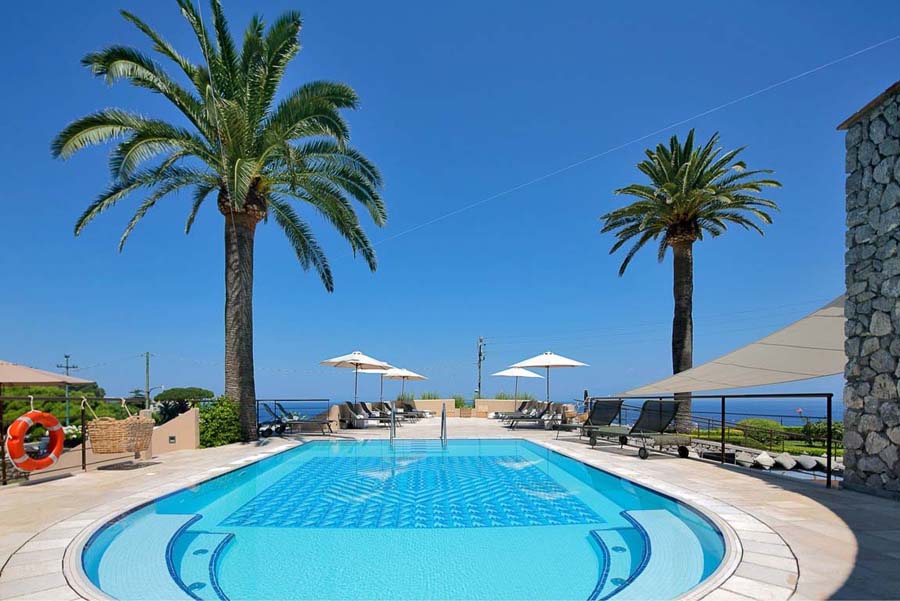 imagen 1 de Villa Marina Capri, descanso frente al Mediterráneo.