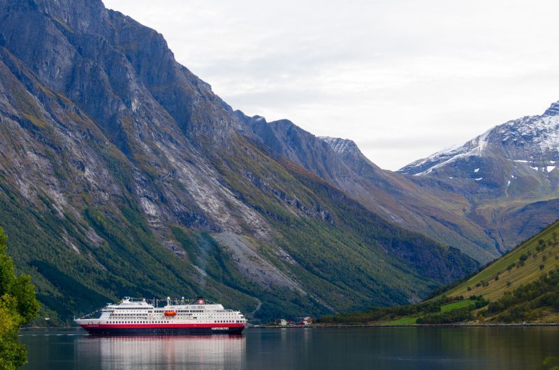 imagen 4 de Hurtigruten, crucero relax por las costas de Noruega.