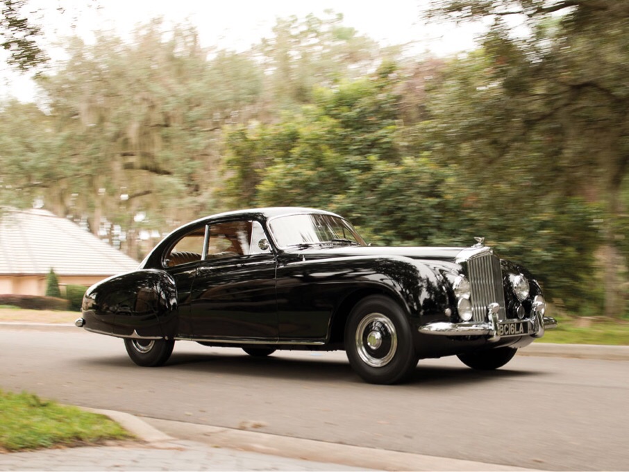 imagen 1 de Bentley R-Type Continental Sports Saloon, rodando desde 1953.