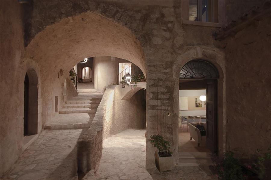 imagen 7 de Borgo Martano, una villa del siglo XIII en venta.