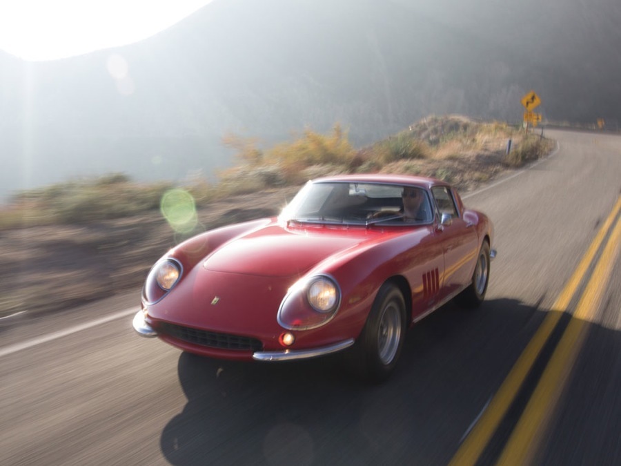 imagen 1 de A subasta el último de los clásicos de Ferrari, el 275 GTB de 1966.