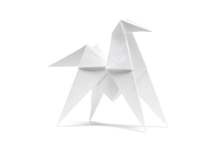 imagen 3 de Hermès perfuma nuestro hogar con origami.