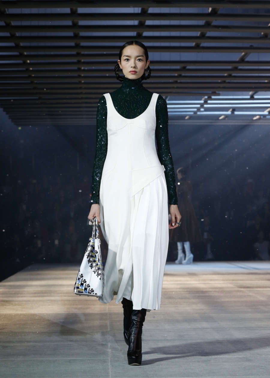 imagen 30 de La nueva colección Esprit Dior Tokio 2015.