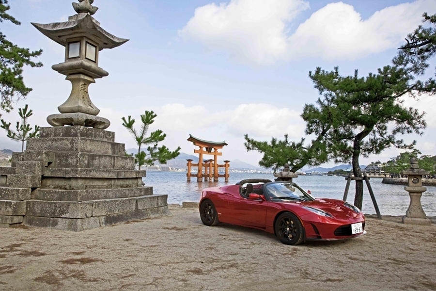 imagen 8 de Tesla Roadster, un deportivo que se actualizará en 2015.