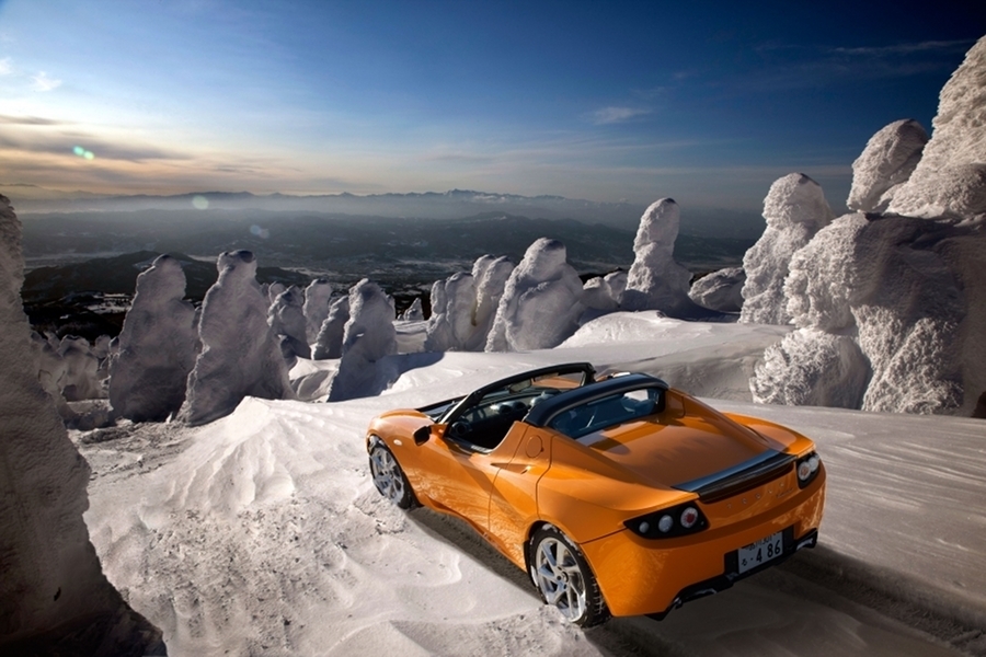 imagen 1 de Tesla Roadster, un deportivo que se actualizará en 2015.