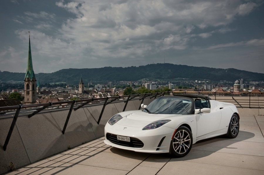 imagen 7 de Tesla Roadster, un deportivo que se actualizará en 2015.