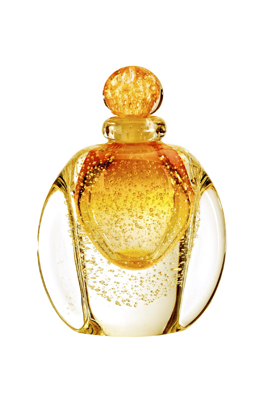 imagen 8 de Todos los aromas de Dior, en una obra única.