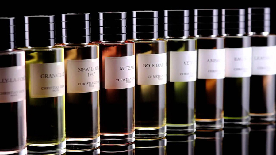 imagen 12 de Todos los aromas de Dior, en una obra única.