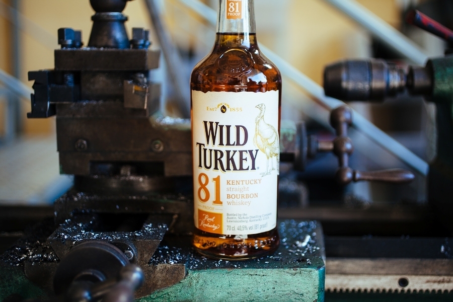 imagen 1 de Wild Turkey, un bourbon para los que saben de bourbon.