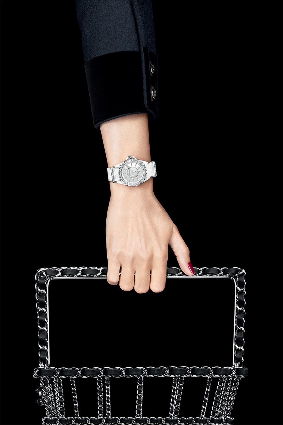 imagen 4 de Chanel despierta la feminidad a toque de corneta.