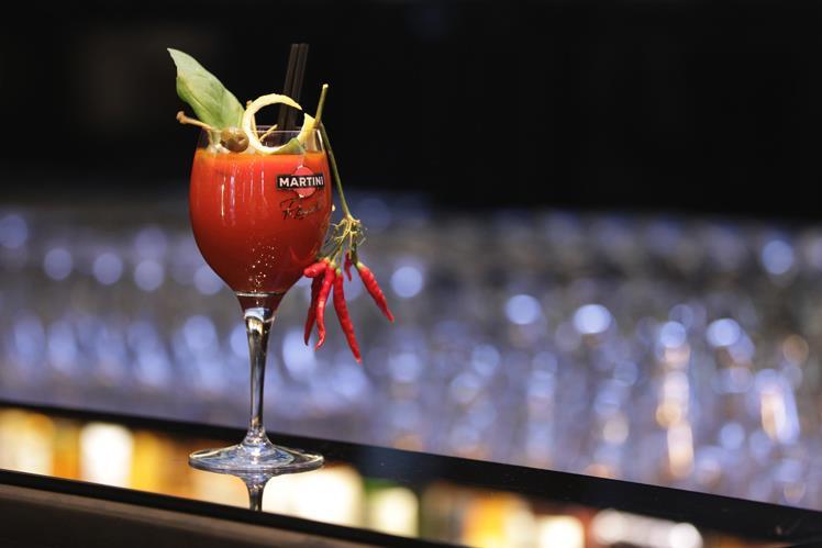 imagen 5 de Compras en Dolce & Gabbana y cena en el Bar Martini.