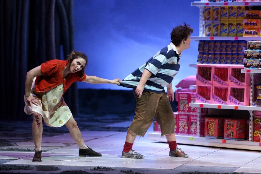 imagen 3 de Hänsel y Gretel cantan en el Teatro Real.