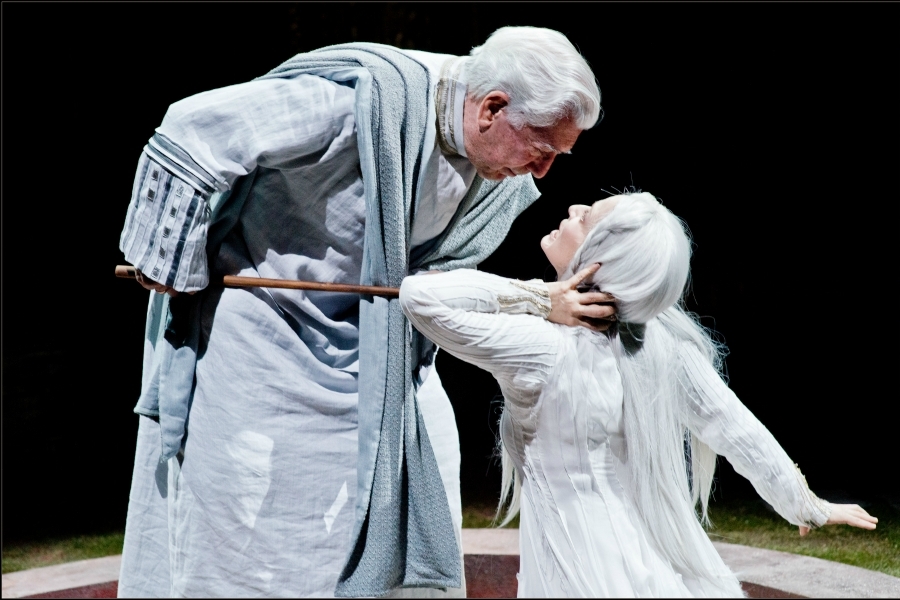 imagen 3 de Mario Vargas Llosa se sube a las tablas del Teatro Español.