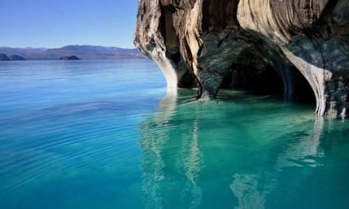 Un paraíso de cuevas de mármol en la Patagonia.