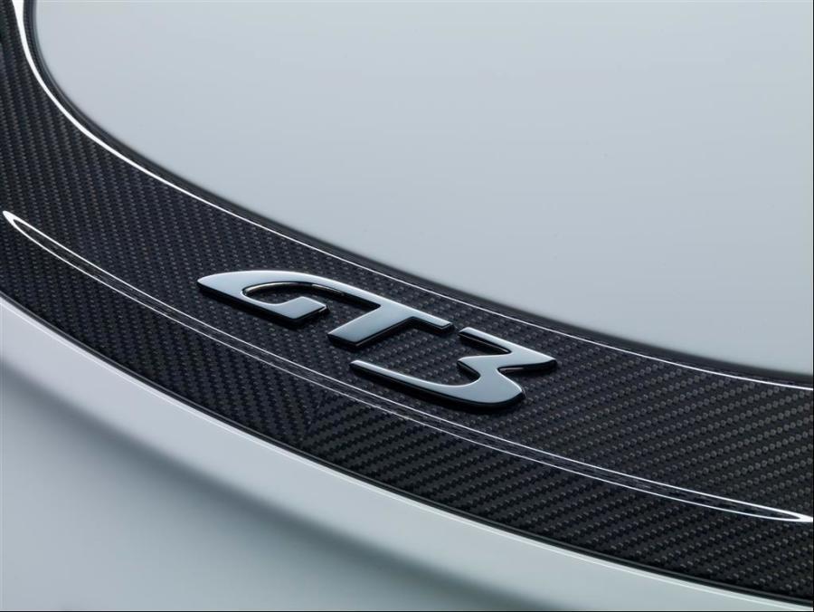 imagen 15 de Aston Martin Vantage GT3, inspirado en las carreras de competición.