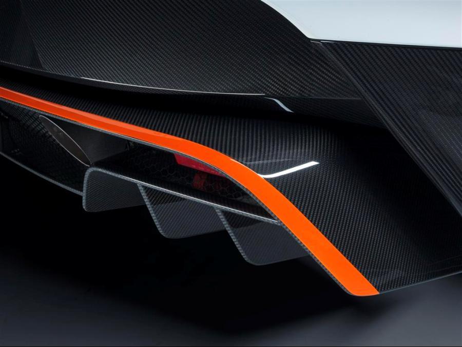 imagen 12 de Aston Martin Vantage GT3, inspirado en las carreras de competición.