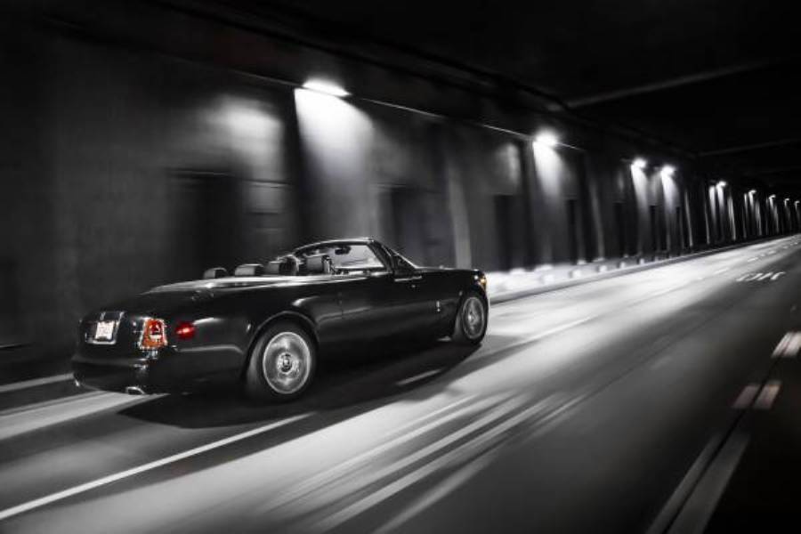 imagen 1 de El gran debut del Rolls-Royce Phantom «Nighthawk».