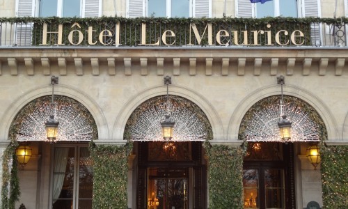 El Hotel Meurice de París vuelve a brillar.