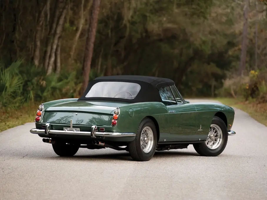 imagen 1 de Ferrari 400 Superamerica, una joya de la subasta Amelia island.