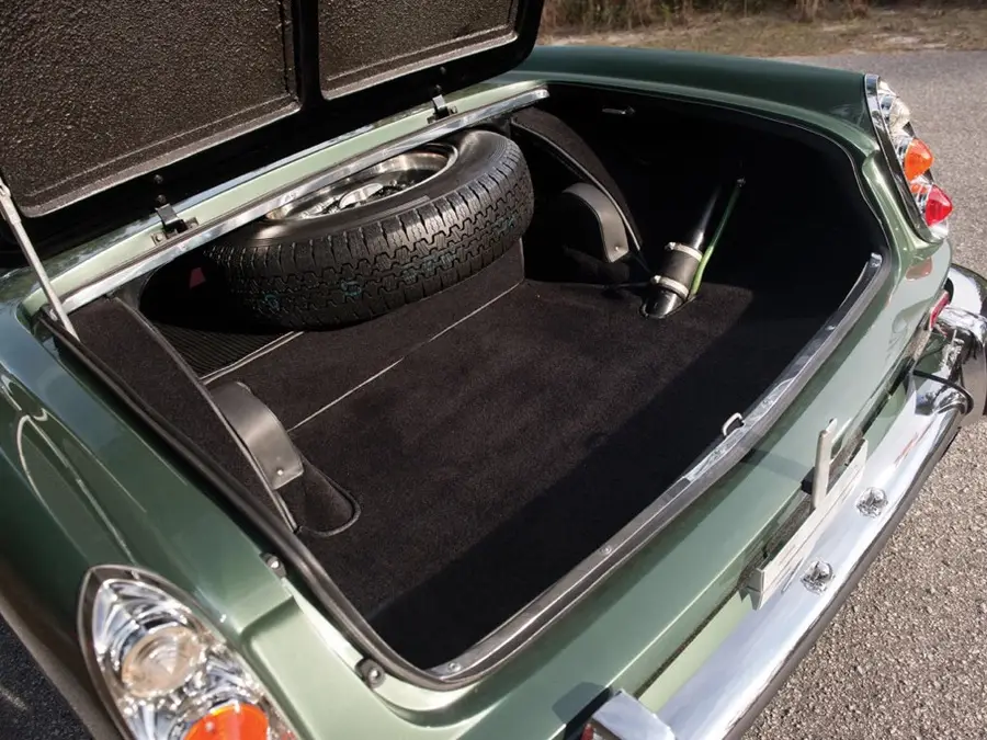 imagen 10 de Ferrari 400 Superamerica, una joya de la subasta Amelia island.
