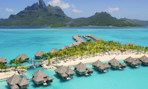 Las cabañas del paraíso están en Bora Bora.