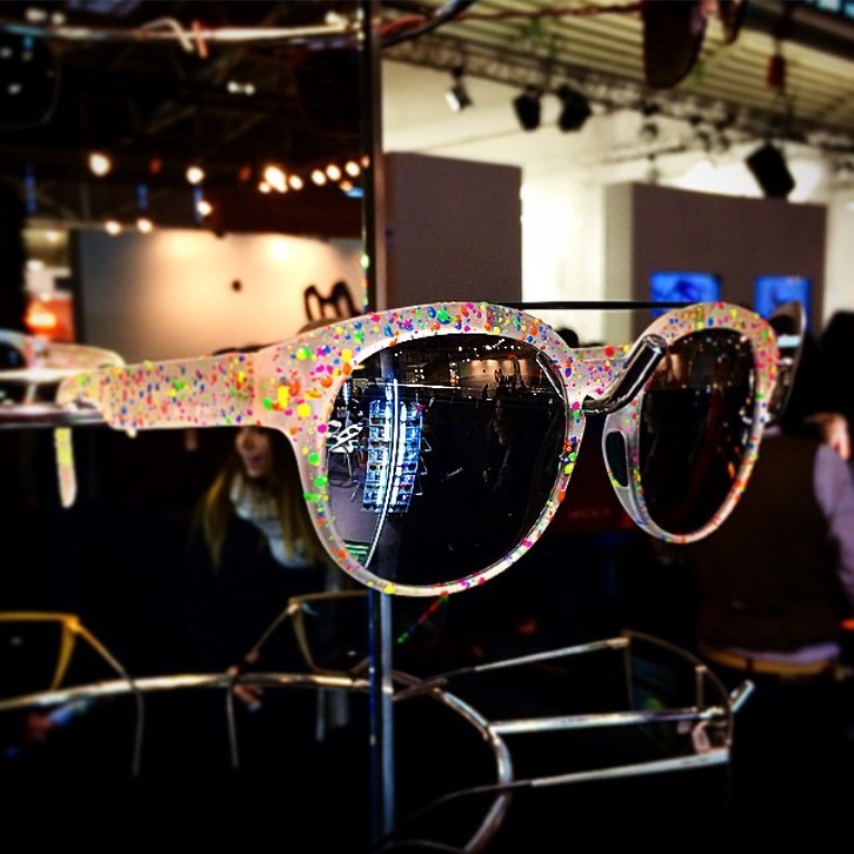imagen 5 de Las gafas EYEYE con la huella del diseñador Lapo Elkann.