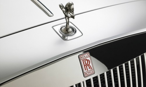Rolls Royce anuncia su primer todoterreno de lujo.