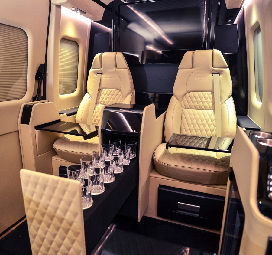 imagen 6 de Senzati Jet Sprinter, el ultra lujo de Mercedes Benz.