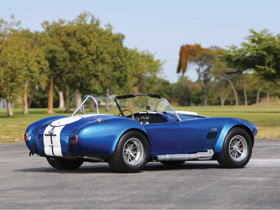 imagen 2 de Shelby 427 Cobra, un lujo histórico de la Semi-Competición.