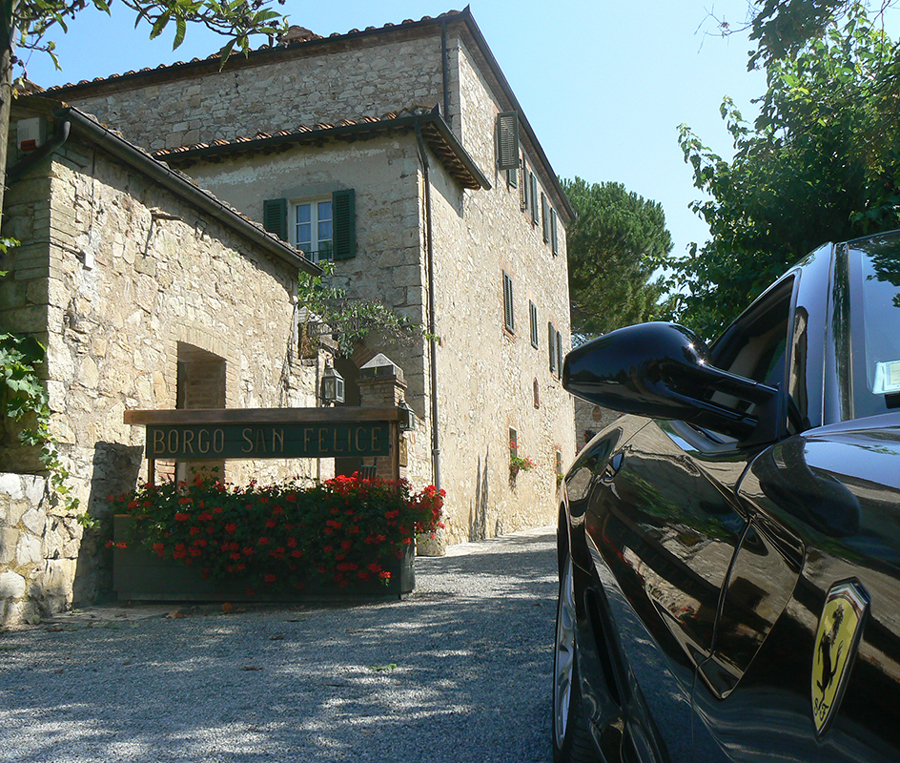 imagen 5 de Borgo San Felice, una aldea entera entregada al lujo.