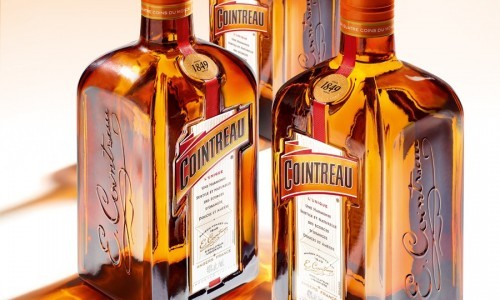 2 cócteles Cointreau para brindar por los primeros rayos de sol.