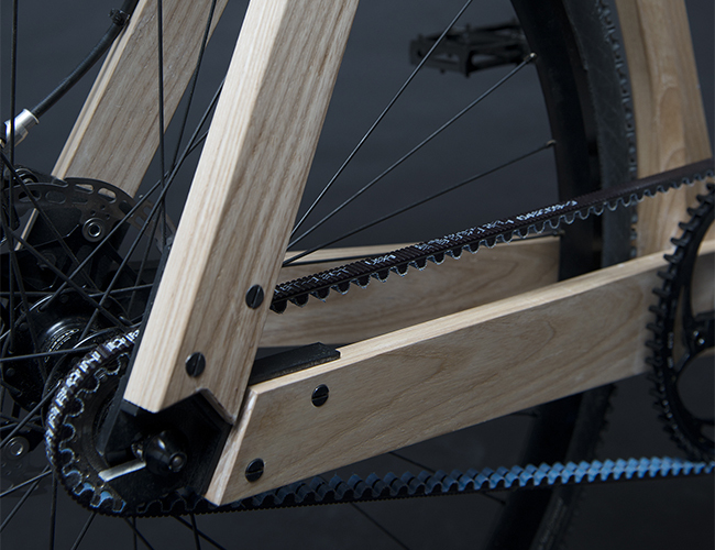 imagen 6 de La bicicleta de madera de Paul Timmer.