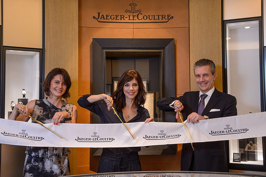 imagen 1 de Maribel Verdú amadrina la nueva boutique de Jaeger-LeCoultre en Madrid.