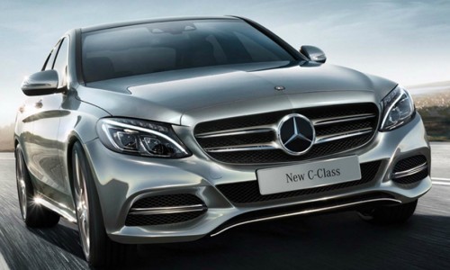 Mercedes Benz conquista el mercado de la India.