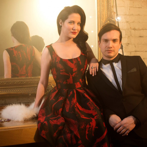 imagen 2 de Still In Love With You. Electro Velvet.