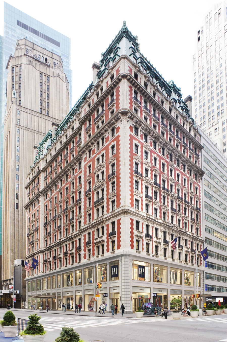 imagen 1 de El histórico hotel The Knickerbocker vuelve a abrir en Manhattan.
