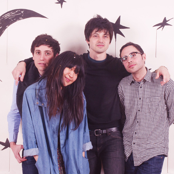 imagen 5 de Until The Sun Explodes. The Pains Of Being Pure At Heart.