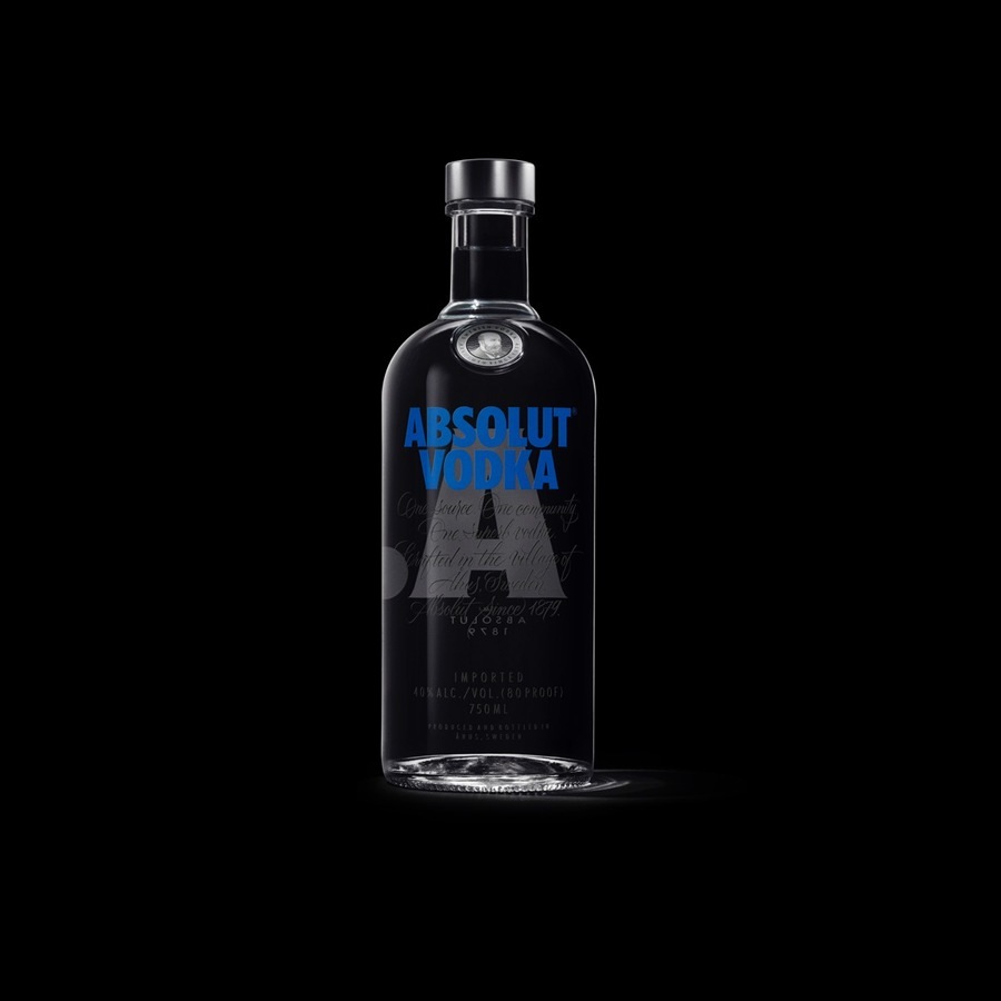 imagen 8 de Absolut Vodka estrena botella.