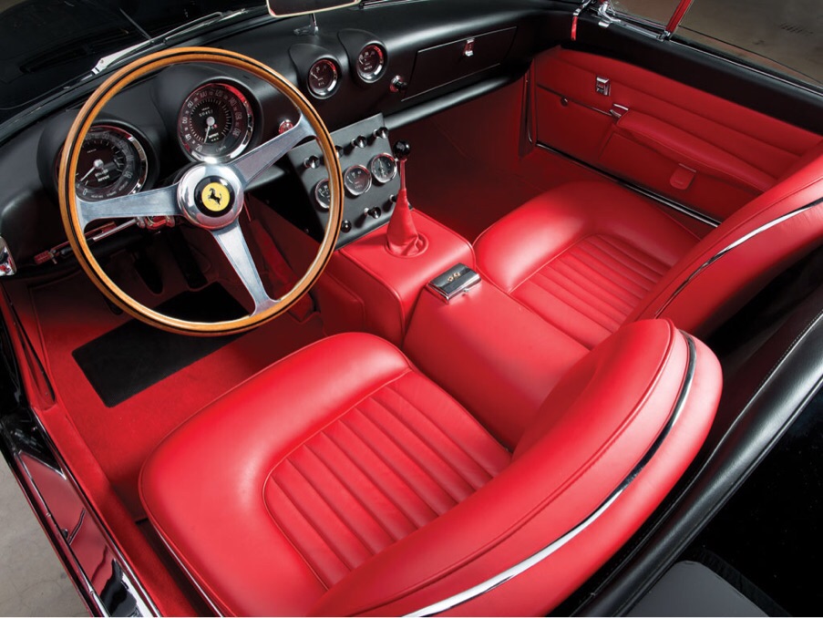 imagen 9 de Ferrari 400 Superamerica SWB Cabriolet, la estrella de Andrews Collection.