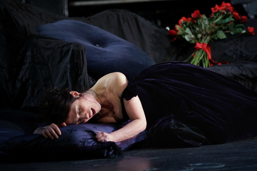 imagen 9 de La Traviata de nuevo en el Teatro Real.