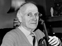 Yehudi Menuhin, músico.
