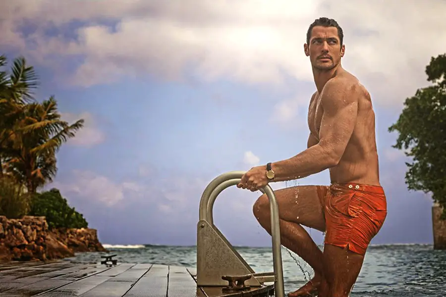 imagen 1 de El primer chapuzón de este verano, con David Gandy.